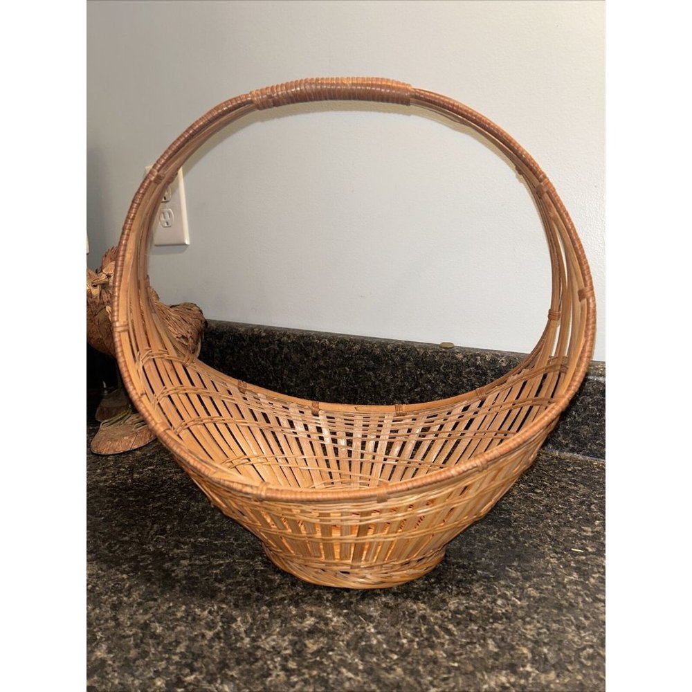 Fine Antique Fine Asian Basket Large Chinese Japanese Ikebana Woven Intricate